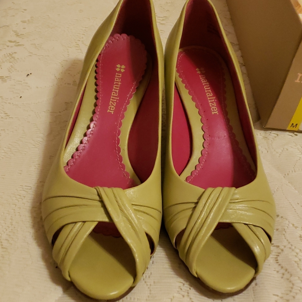 Naturalizer Karis Wasabi Leather